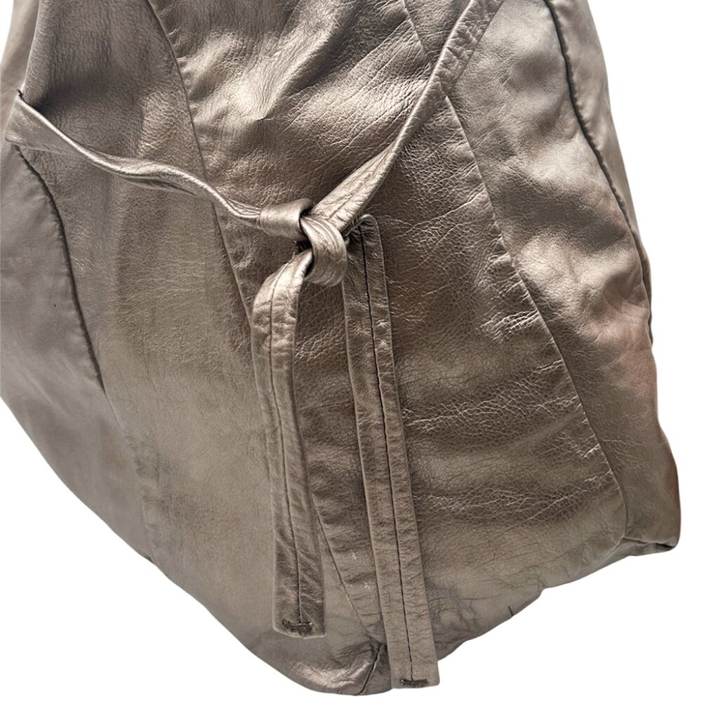 GUCCI Hysteria Fold-over Metallic Hobo Bag - Picture 3 of 14